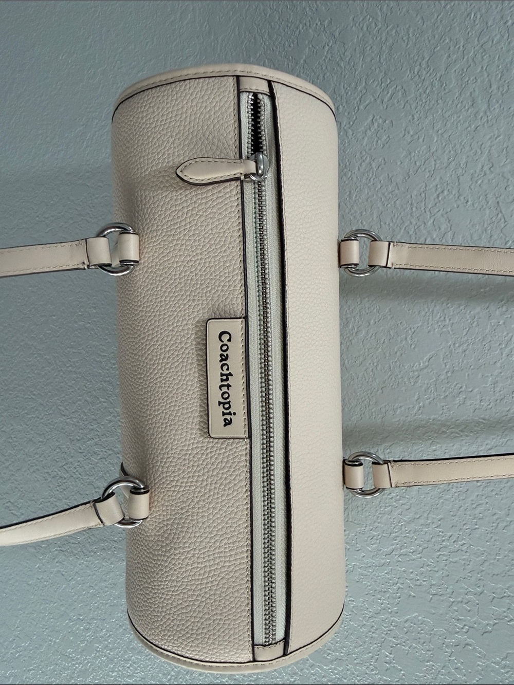 Coachtopia Cream Barrel Shoulder Bag - Picture 7 of 9